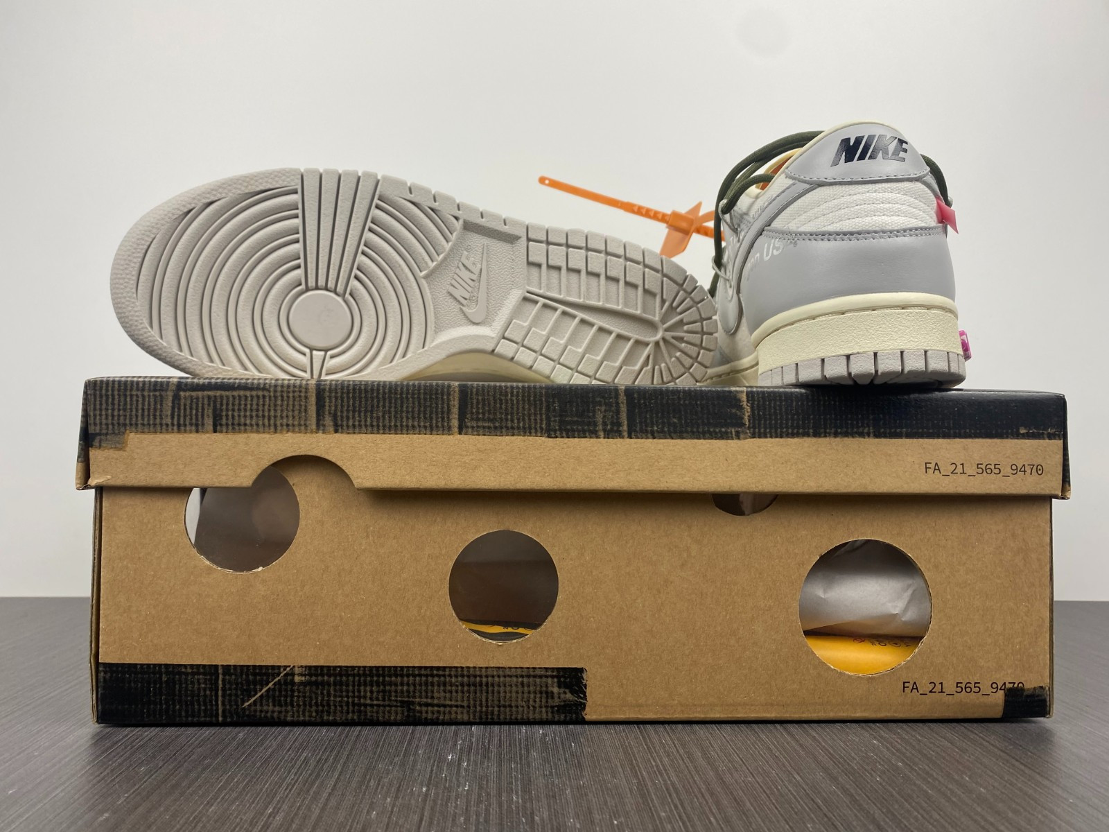 NIKE DUNK LOW OW LOT 22 OF 50 DM1602-124