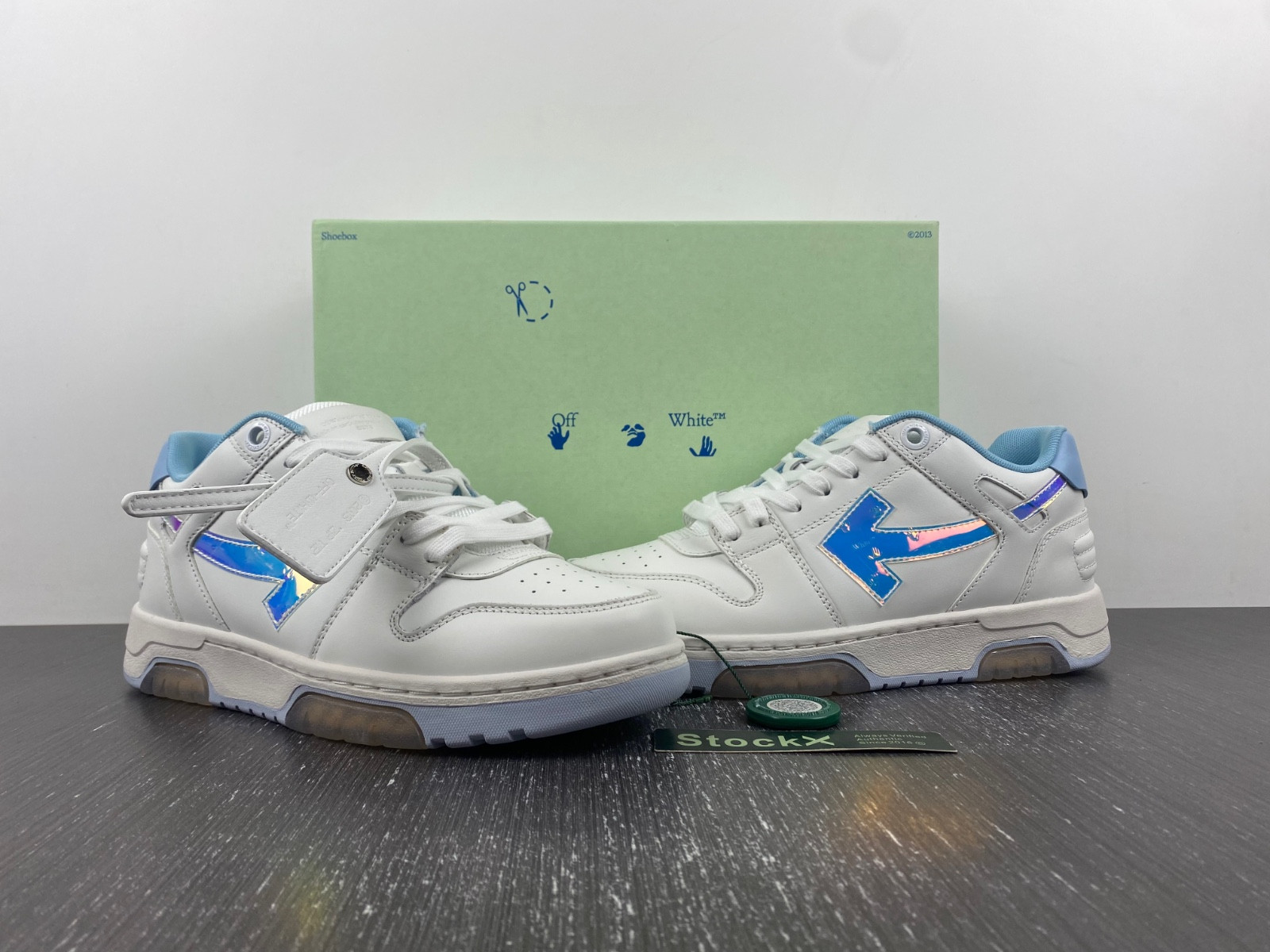 Off-White c/o Virgil Abloh