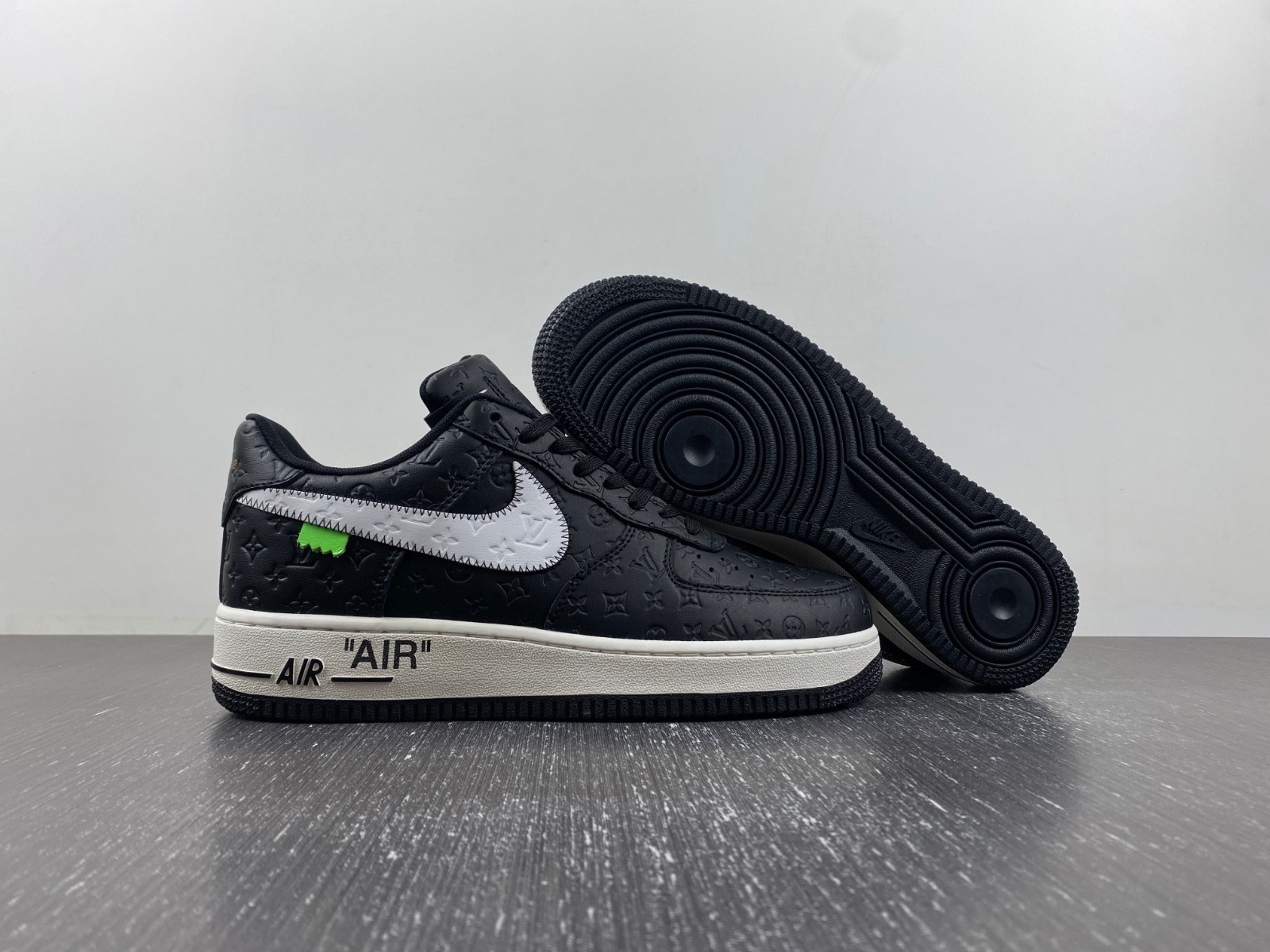 NIKE AIR FORCE 1 LOW BY VIRGIL ABLOH