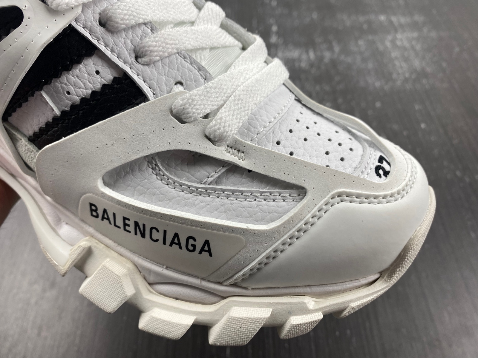 Balenciaga - x Adidas Track Forum sneaker 741107 W3CZ1 9010