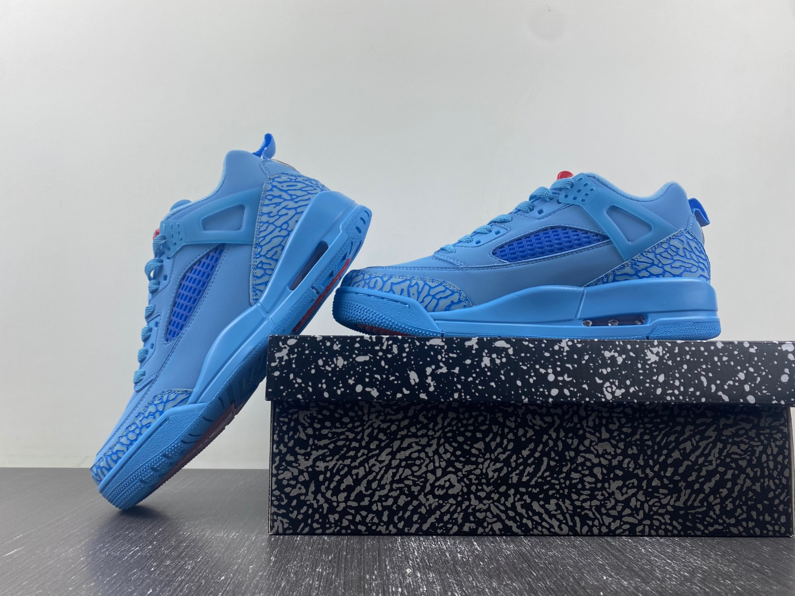 Jordan Spizike Low Houston Oilers FQ1759-400