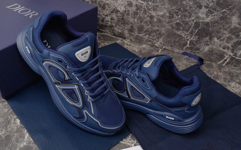 DR B30 SNEAKER