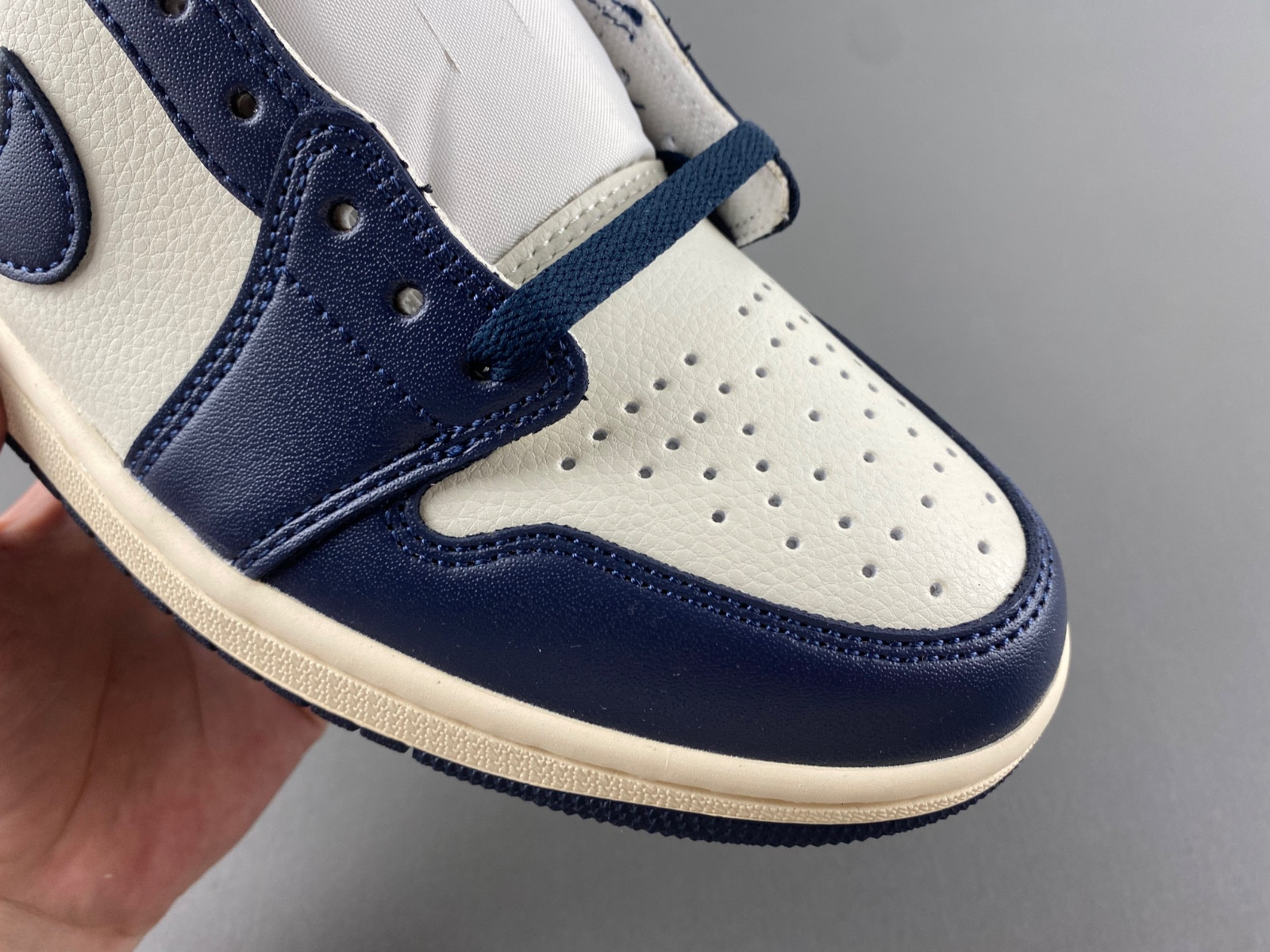 Air Jordan 1 Retro Low OG 