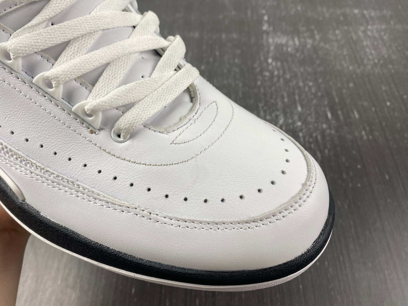 Air Jordan 2 OG "Chicago" 2022 Retro DX2454-106