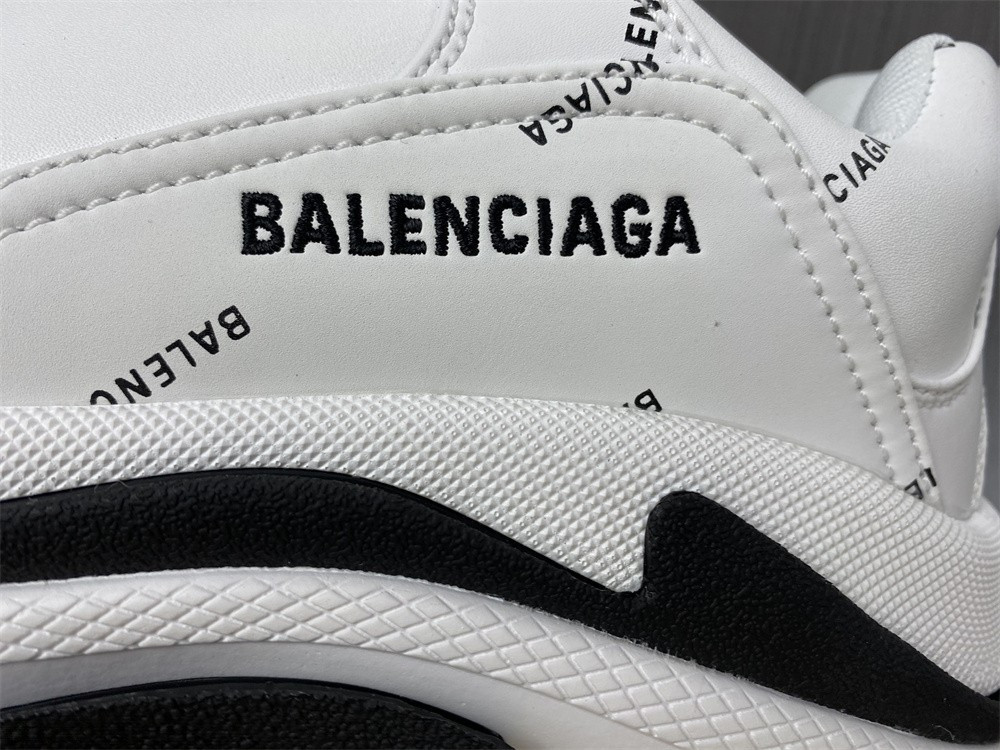 Ba*len*cia*ga triple s 524039 w2fa4 9155