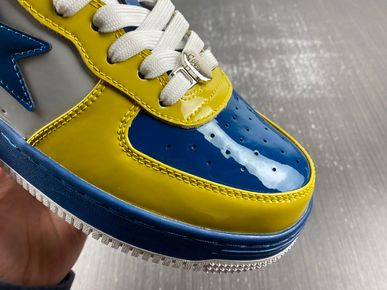 BAPE SNEAKERS