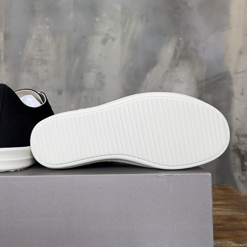 RICK 0WENS SNEAKERS