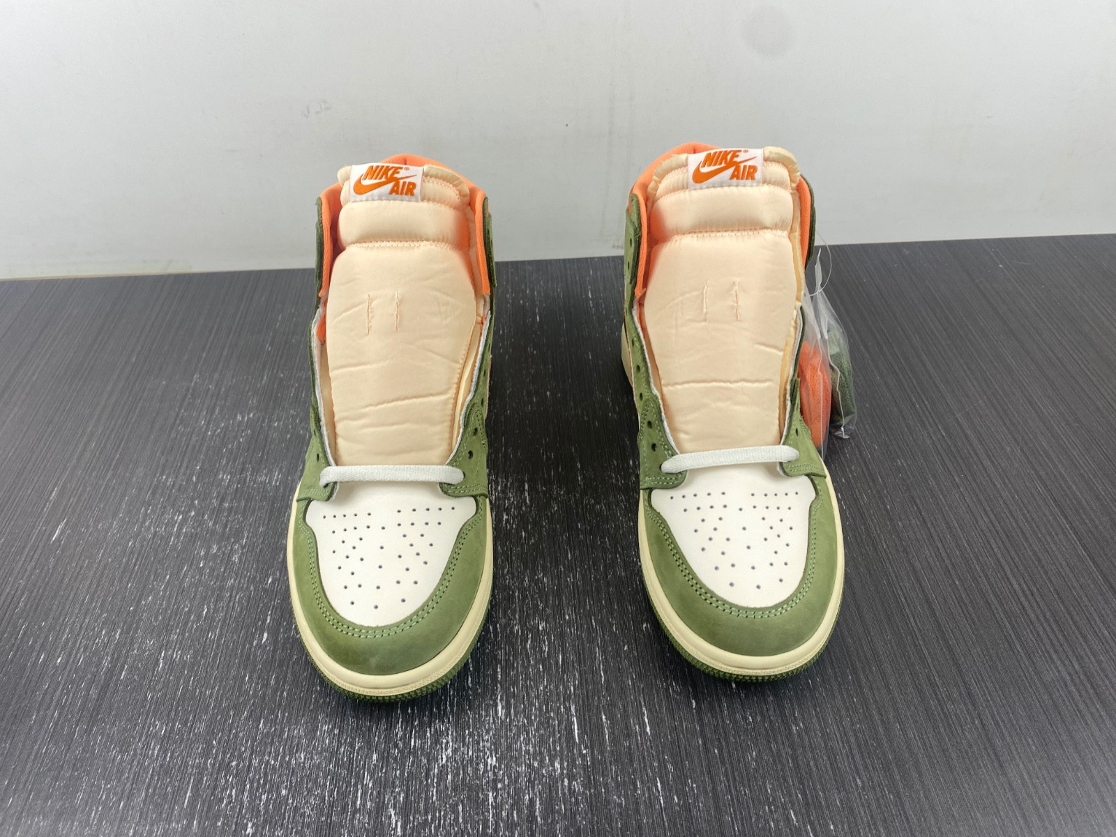 Air Jordan 1 High OG Celadon FB9934-300