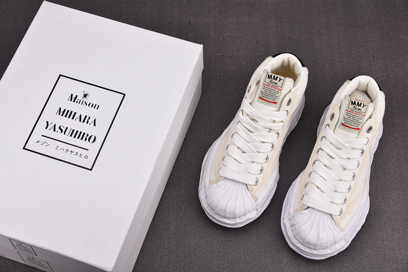MAISON MIHARA SNEAKERS