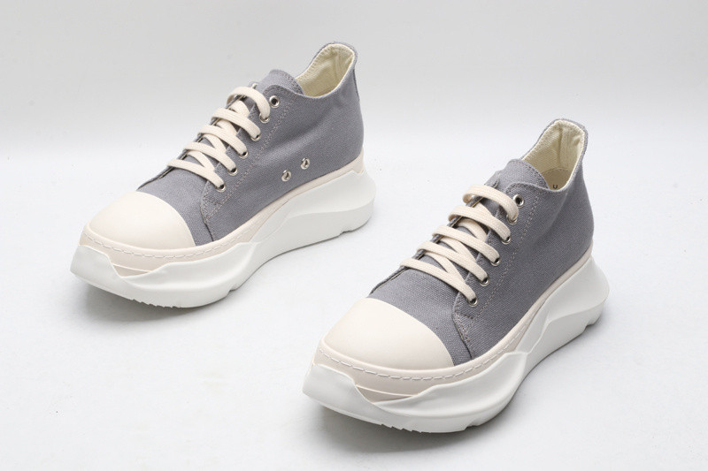 RICK 0WENS SNEAKERS