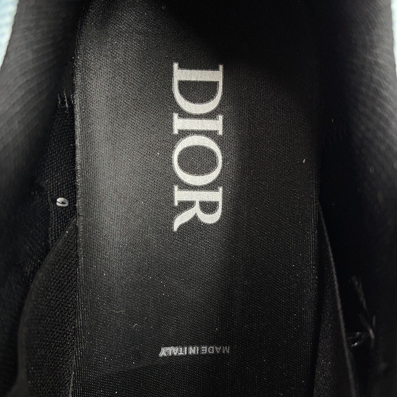 DR B30 SNEAKER