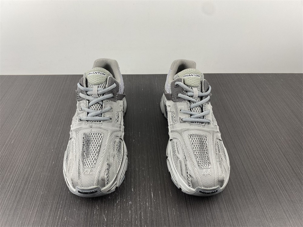 Ba*len*cia*ga phantom sneaker