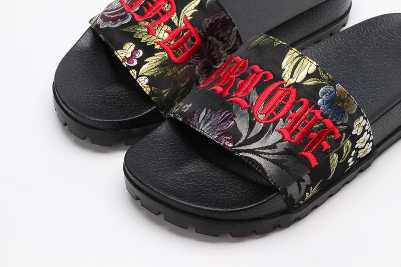 GUC LEATHER SLIDE