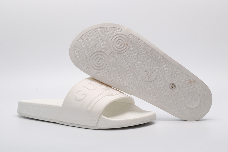 GUC LEATHER SLIDE