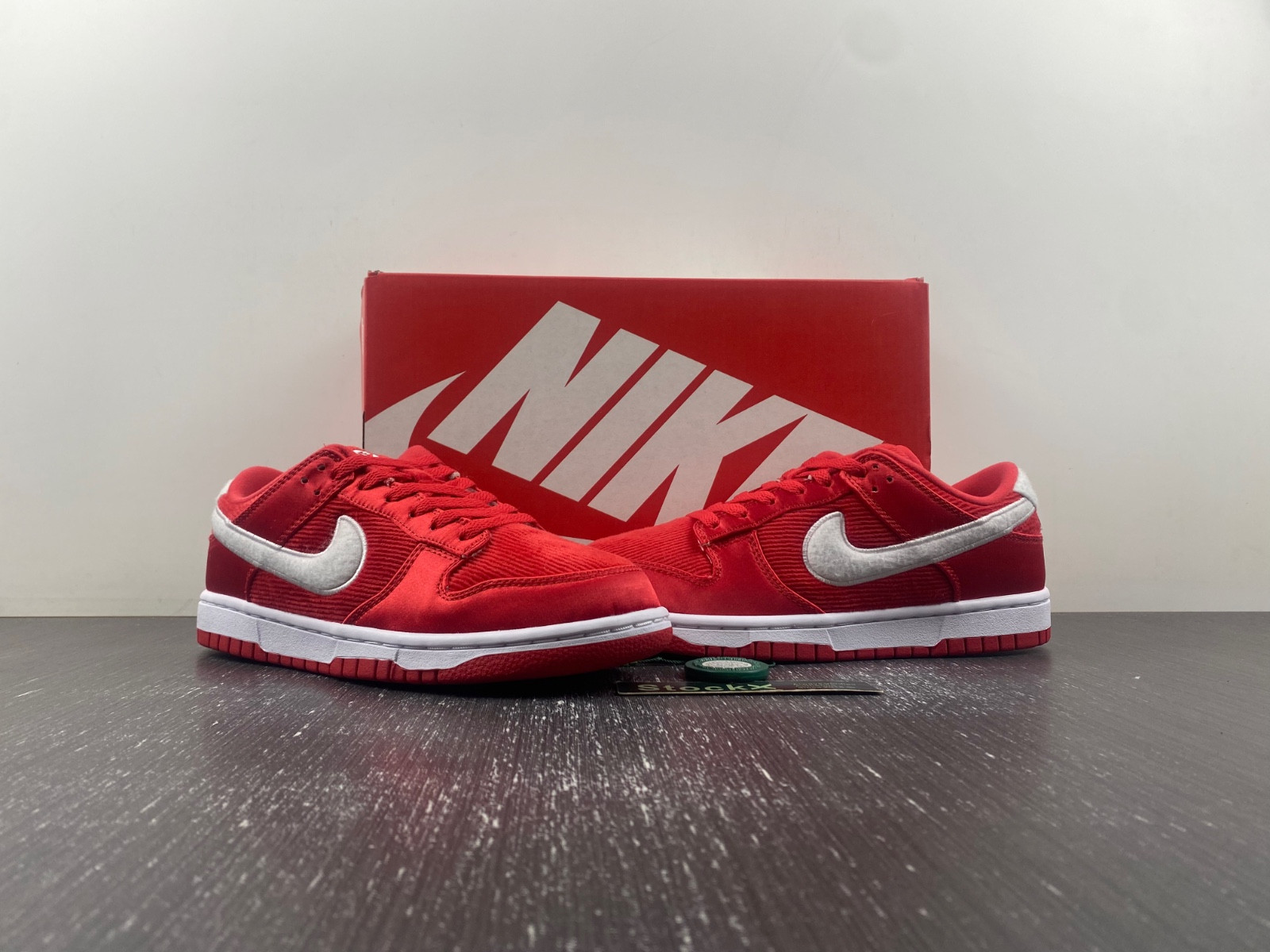 Nike Dunk Low 