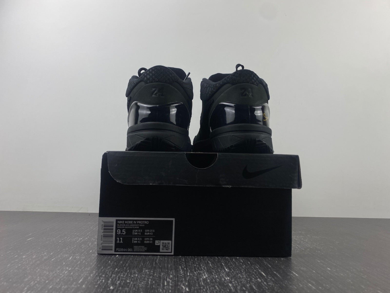 Nike Kobe 4 Protro Gift of Mamba Men