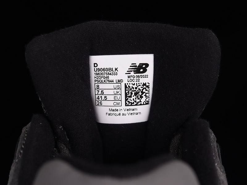 New Balance 9060 