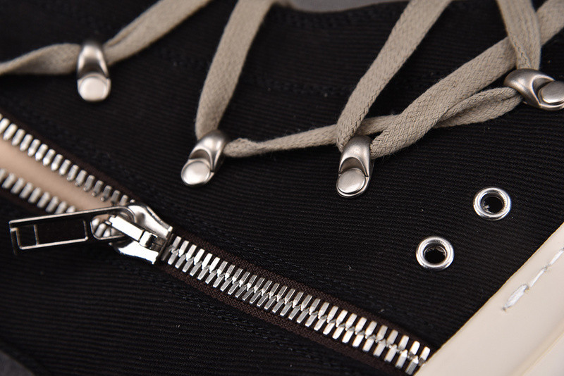 RICK 0WENS SNEAKERS