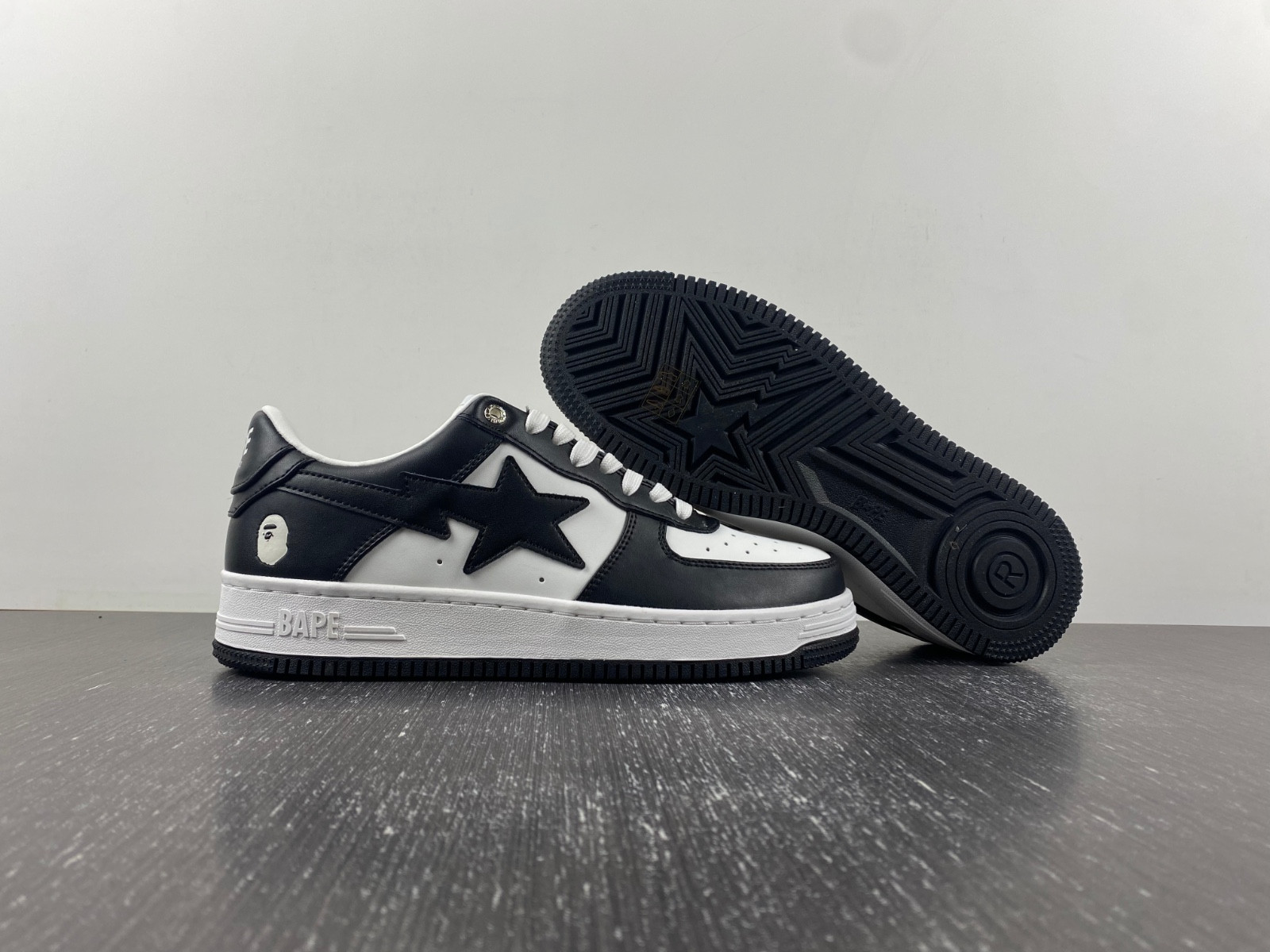 BAPE SNEAKERS