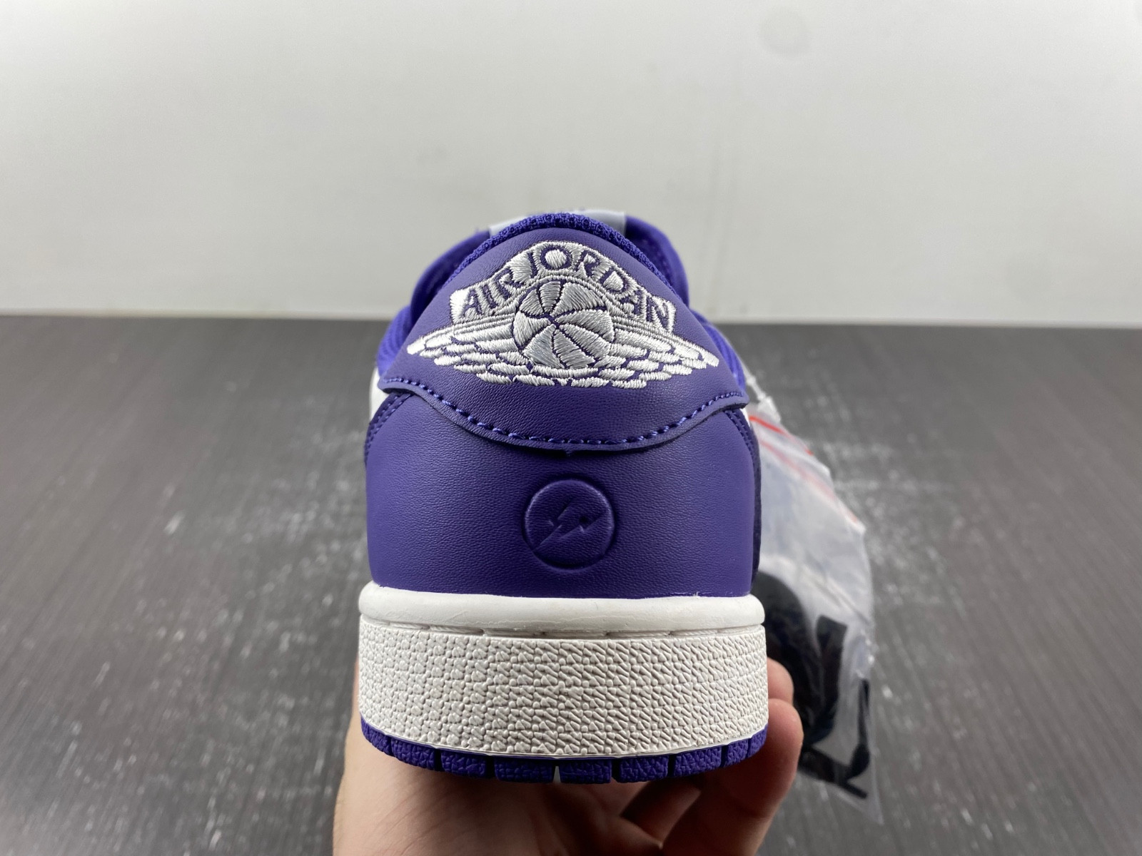 OFF-WHITE x Travis Scott x Air Jordan 1 OW DM7890-386