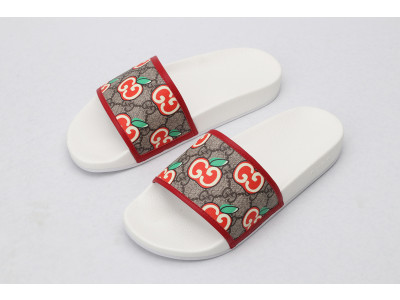 GUC LEATHER SLIDE
