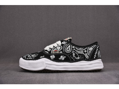 MAISON MIHARA SNEAKERS