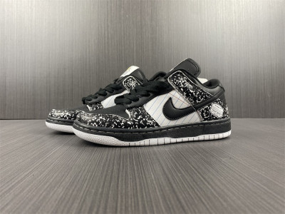 NIKE SB DUNK LOW PREMIUM GS ''NIKEBOOK'' 327624-001