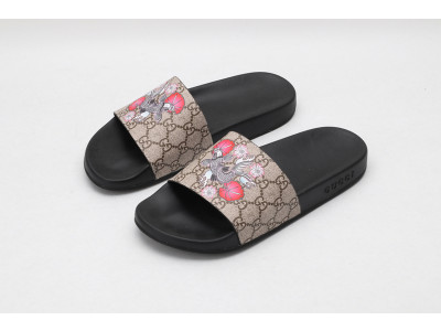 GUC LEATHER SLIDE