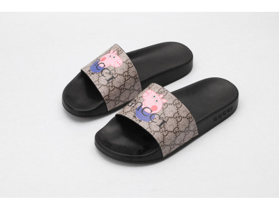GUC LEATHER SLIDE