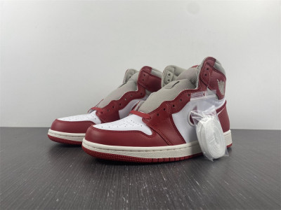 Jordan 1 High OG Newstalgia Chenille DJ4891-061