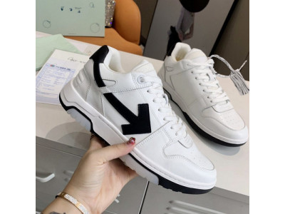 Off-White c/o Virgil Abloh