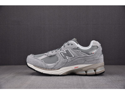New Balance Men''s 2002 R Sneaker M2002RDM