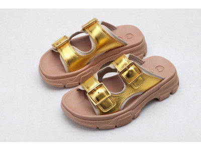 GUC LEATHER SLIDE