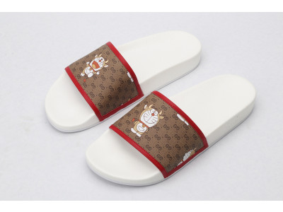 GUC LEATHER SLIDE