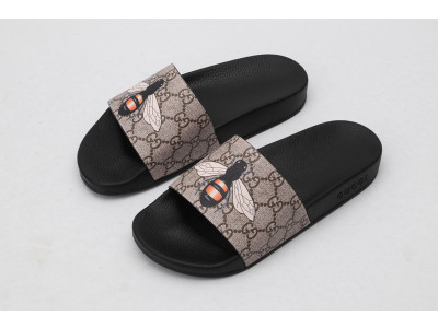 GUC LEATHER SLIDE
