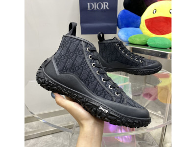 DR B28 SNEAKER