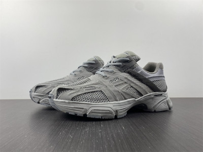 Ba*len*cia*ga phantom sneaker